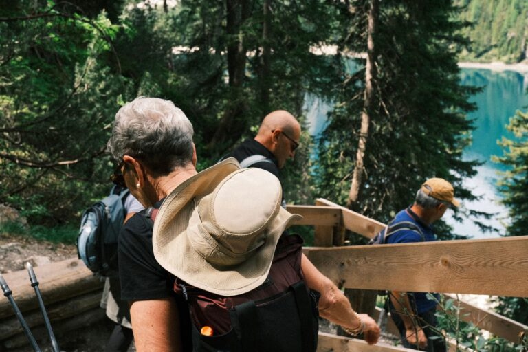 Couple hiking in the mountains, background image for the best socks for diabetic neuropathy